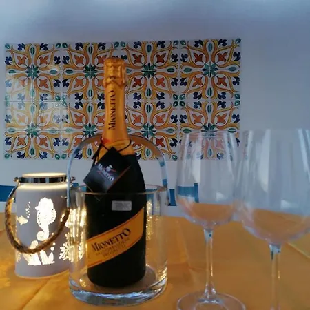 Lägenhet Per Vacanze Isola