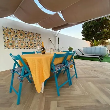 Lägenhet Per Vacanze Isola