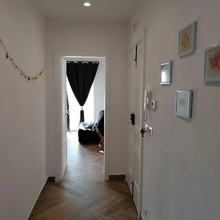 Lägenhet Per Vacanze Isola