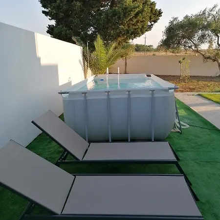 Lägenhet Per Vacanze Isola Fanusa