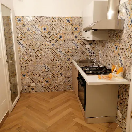 Lägenhet Per Vacanze Isola Fanusa