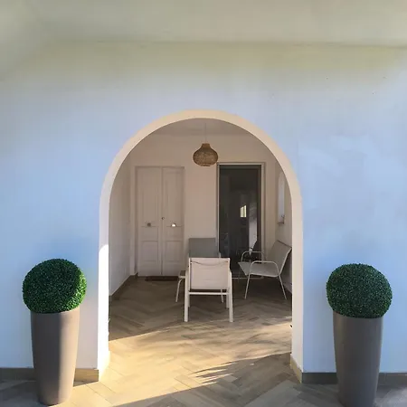 Lägenhet Per Vacanze Isola